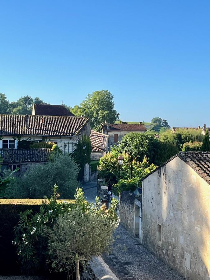 La Maison Du Clocher Saint-Émilion Buitenkant foto
